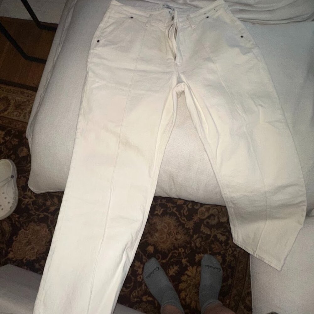 Abercrombie Curve Love Mid Rise Baggy Jeans - size 33
